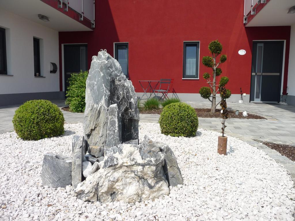 Haus Lindenfeld Apartment Ruhstorf an der Rott Ngoại thất bức ảnh