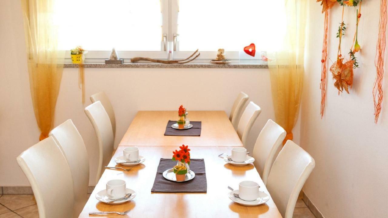 Haus Lindenfeld Apartment Ruhstorf an der Rott Ngoại thất bức ảnh